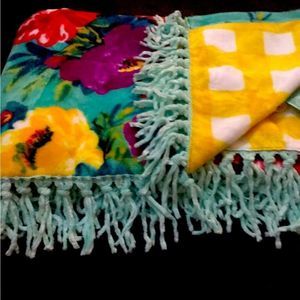 SOLD ift with purchase. Pioneer Woman sweet Romance plush velvet throw.